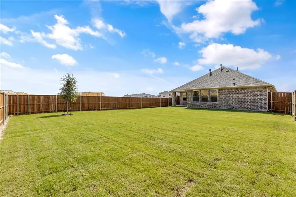 608 Amenduni Lane