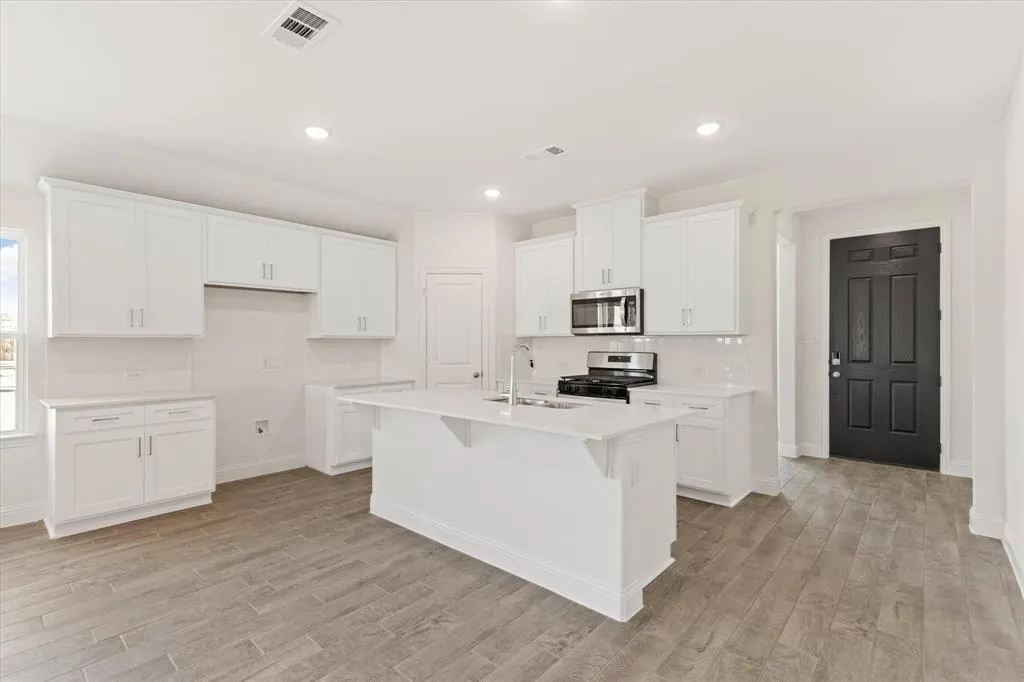 608 Amenduni Lane