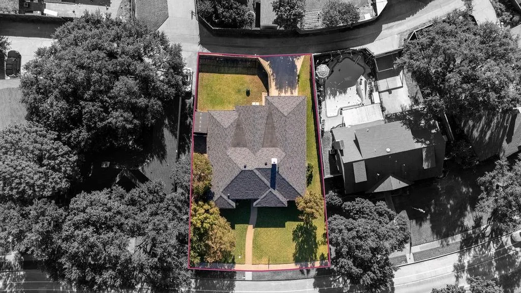 900 E Spring Valley Road