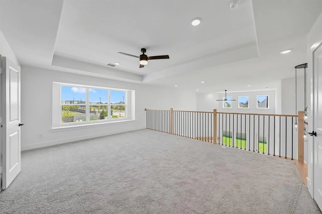 587 Mayfair Lane