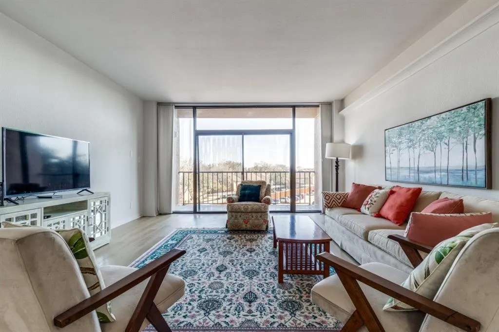 5200 Keller Springs Road, #317