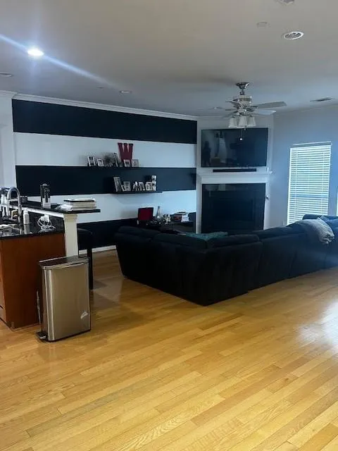 2403 Stutz Drive, #A1