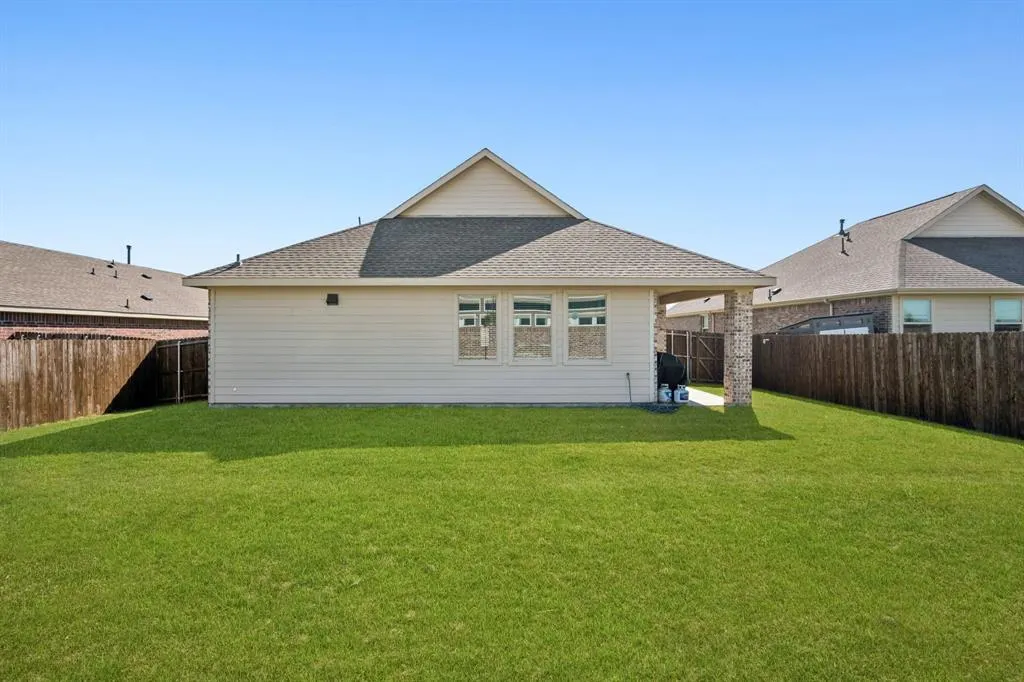 1512 Helmoken Falls Drive