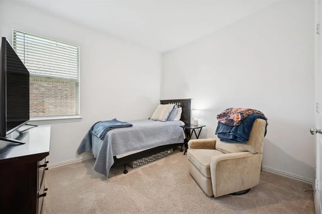1512 Helmoken Falls Drive