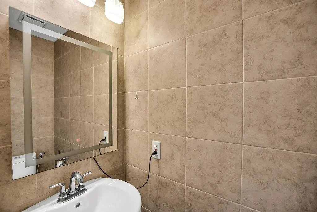 3801 14th Street, #1405