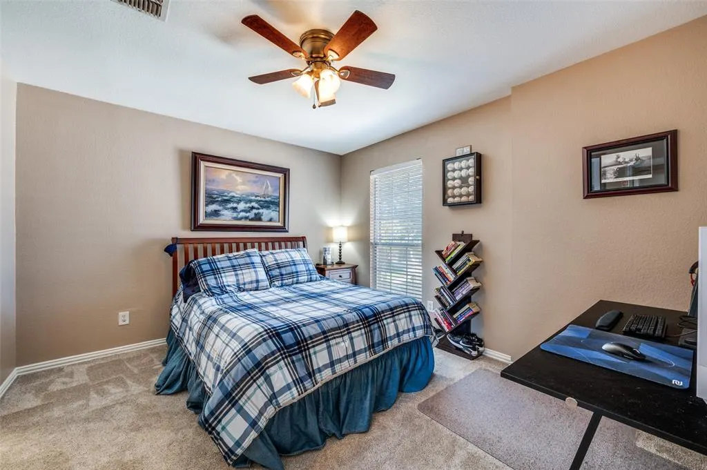 3325 Nutmeg Circle