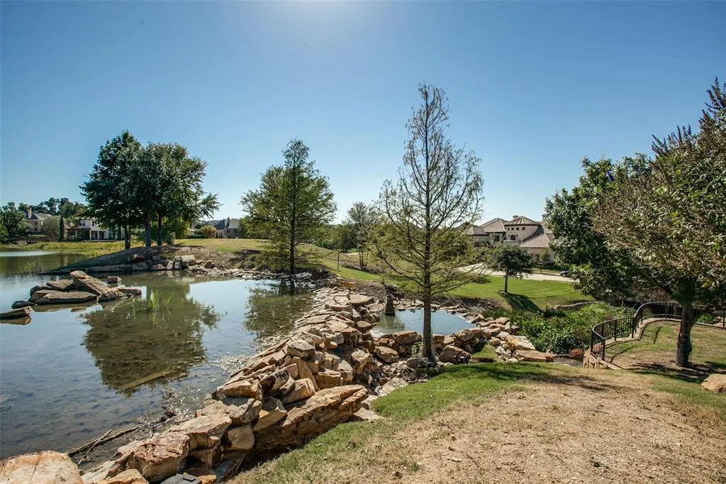 3325 Nutmeg Circle