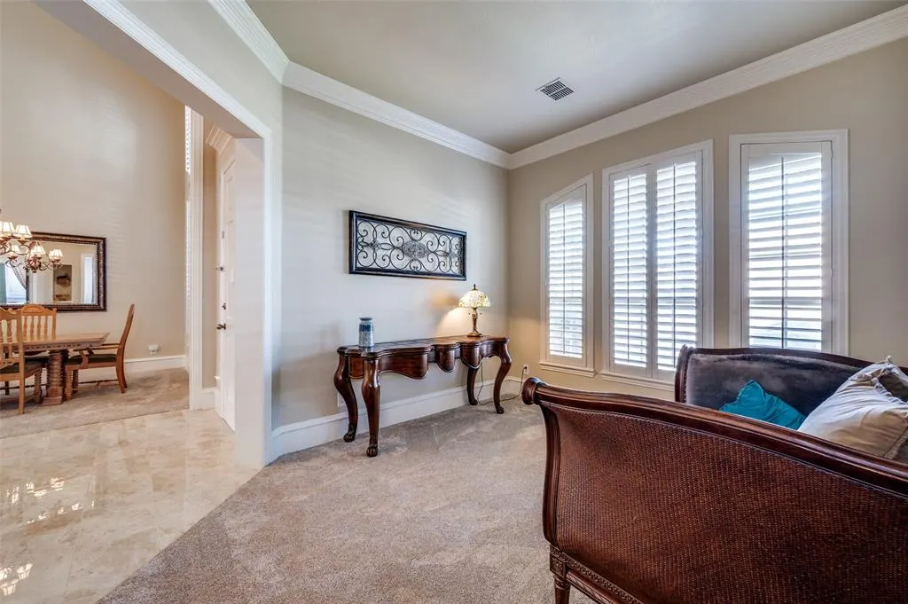 3325 Nutmeg Circle