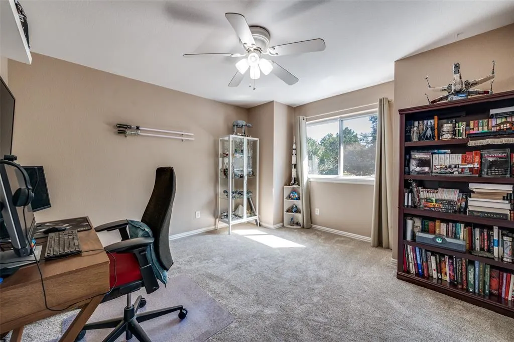 3325 Nutmeg Circle