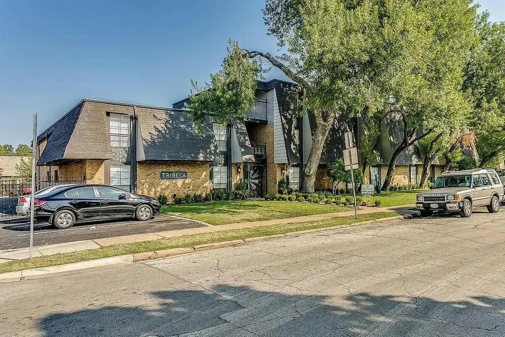2805 Reagan Street, #205