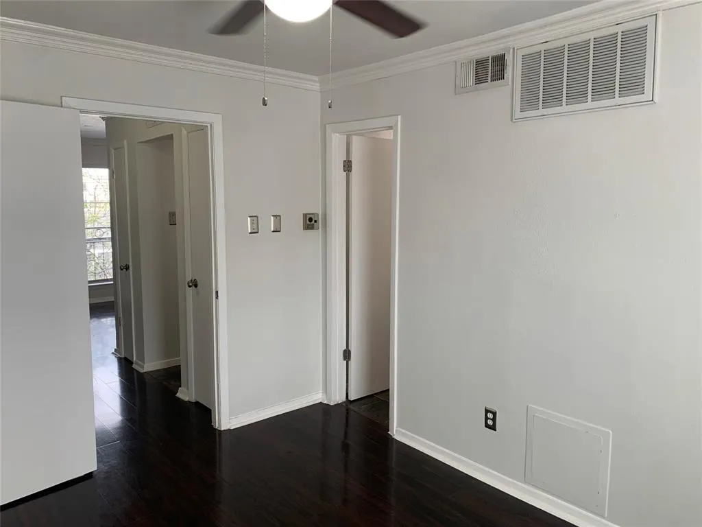 2805 Reagan Street, #205
