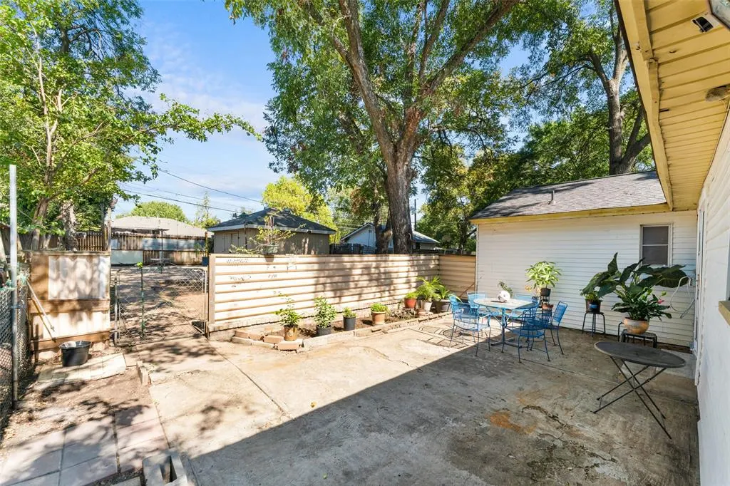3013 Emmett Street
