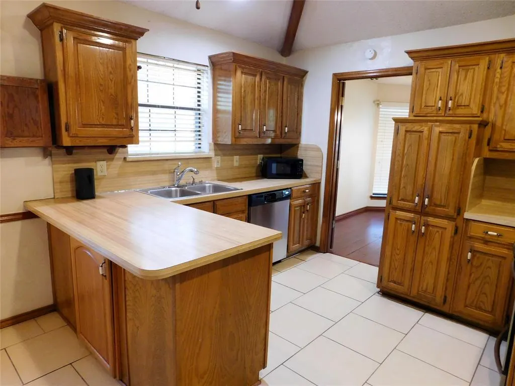 805 Sandy Creek Drive