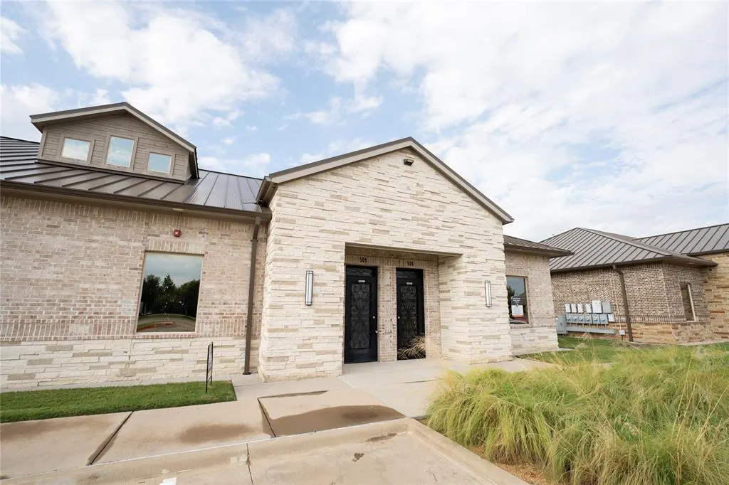 1400 Coit Road, #1204