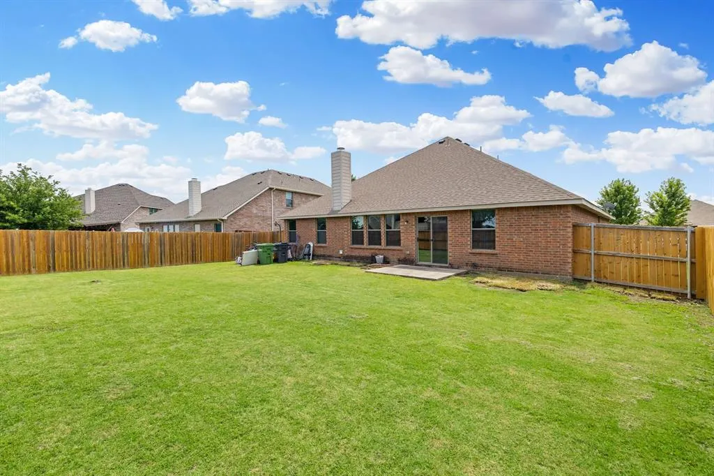 5640 Lincolnwood Drive