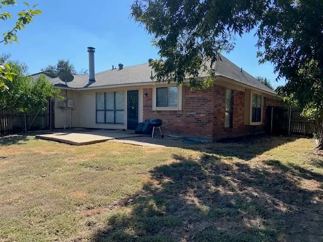 7808 Slater Trail