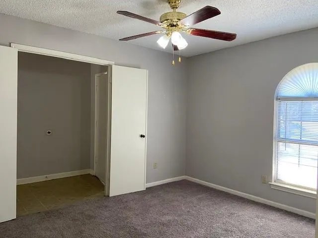 7808 Slater Trail