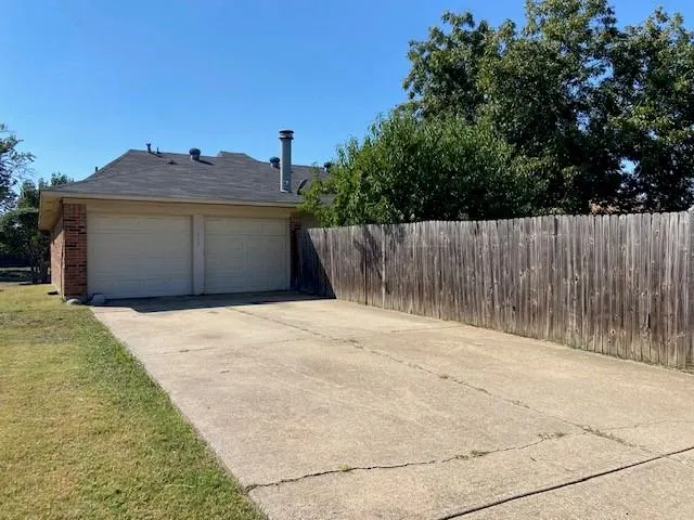 7808 Slater Trail