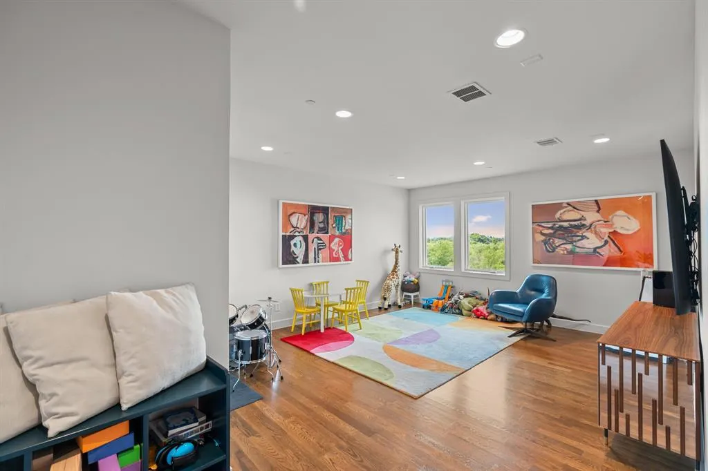 3232 Tuscan Oaks Drive