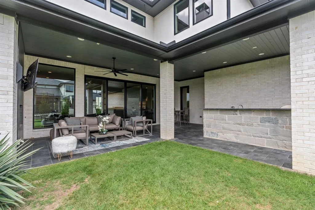 3232 Tuscan Oaks Drive