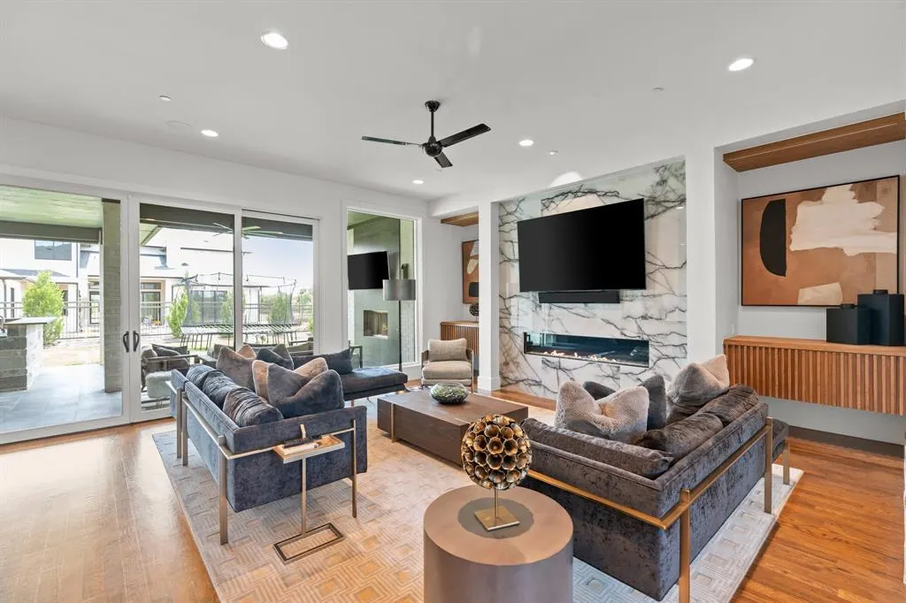 3232 Tuscan Oaks Drive