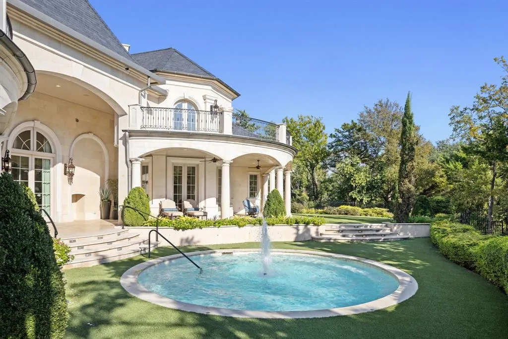 10617 Bridge Hollow Court