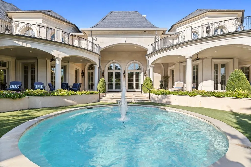10617 Bridge Hollow Court