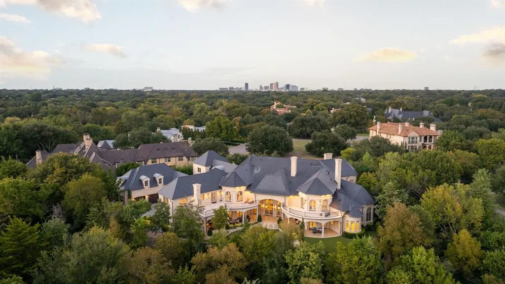 10617 Bridge Hollow Court