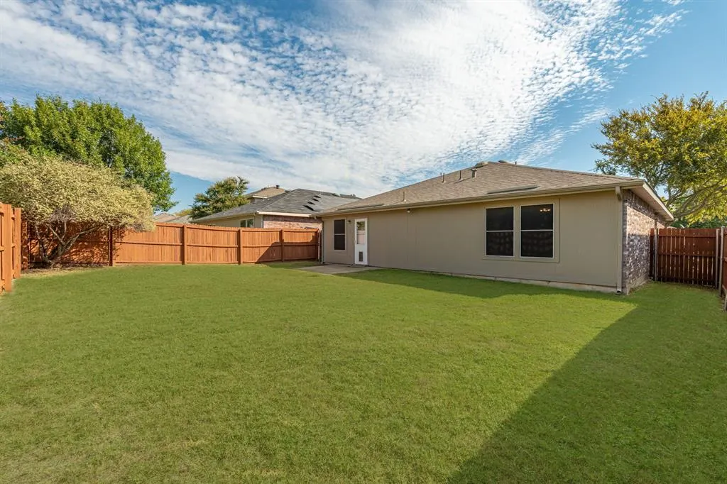 2503 Buckskin Drive