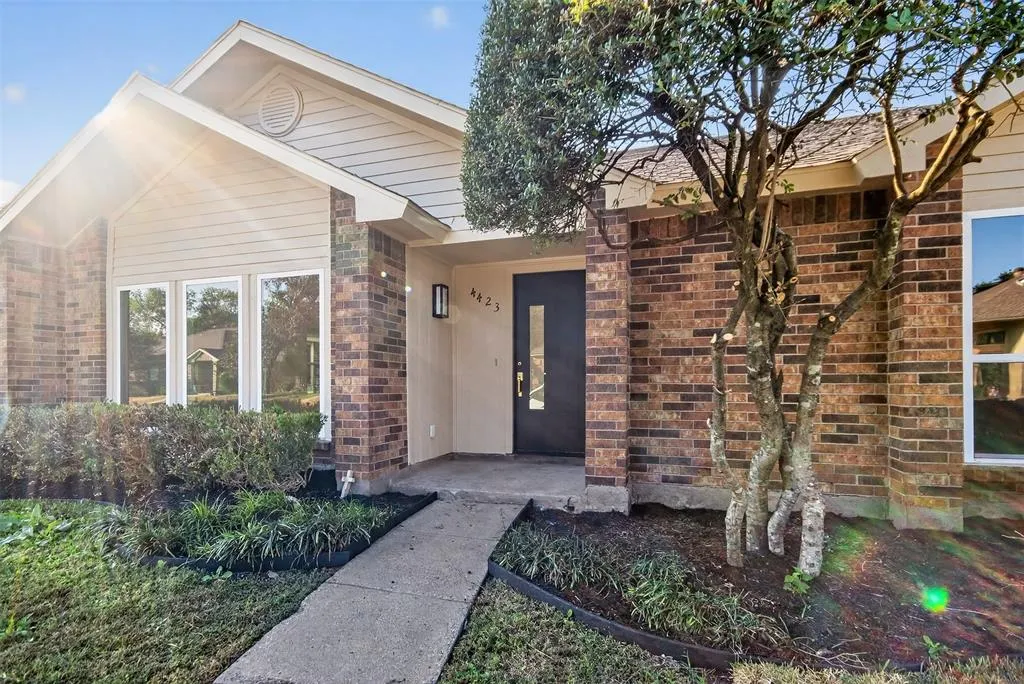 4423 Seville Lane