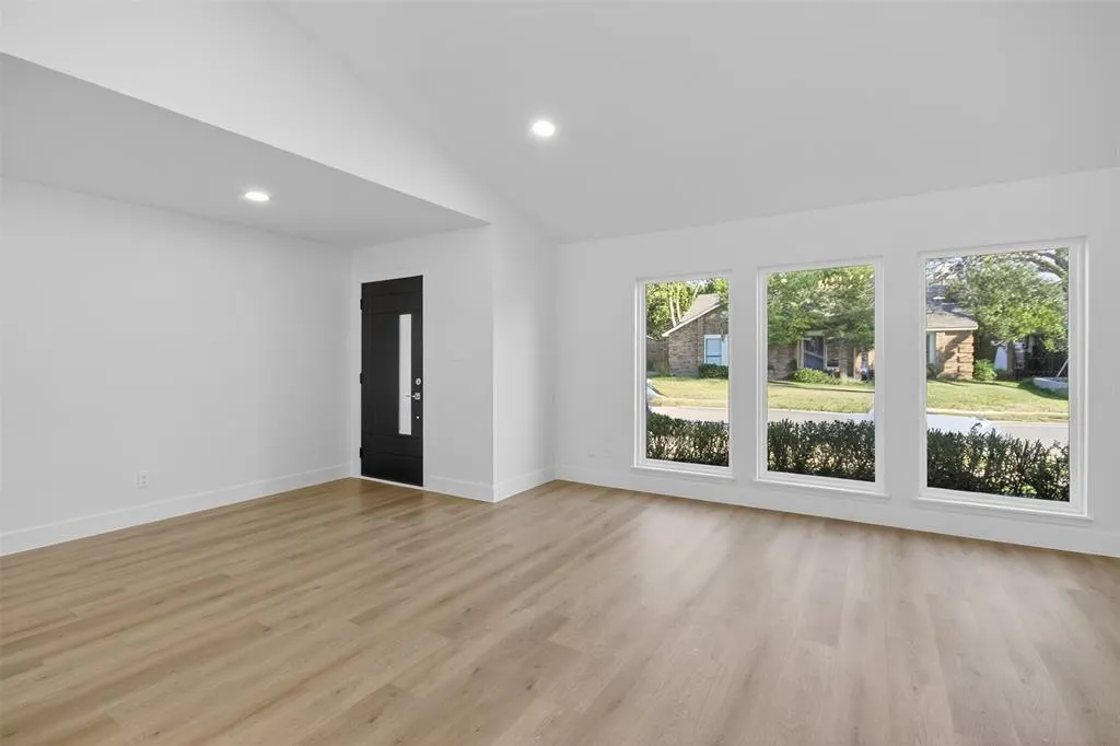 4423 Seville Lane