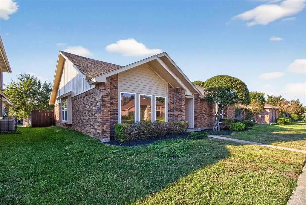 4423 Seville Lane