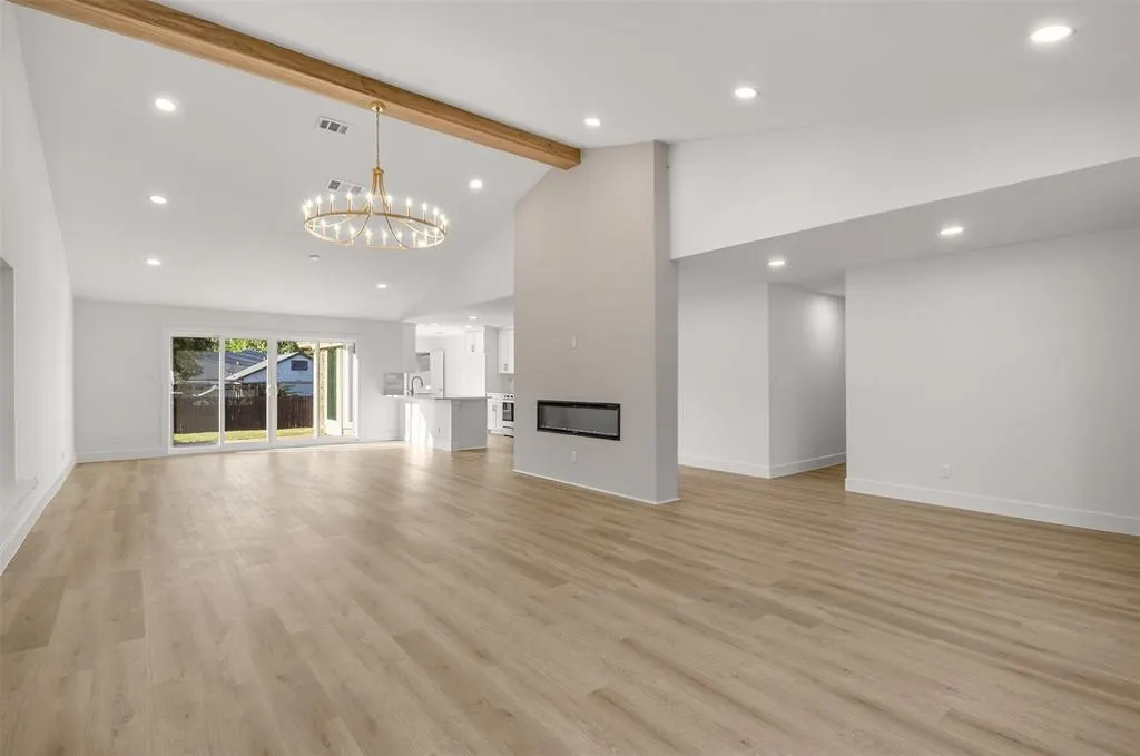 4423 Seville Lane