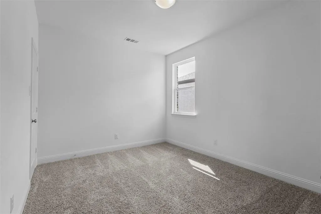 704 Amenduni Lane