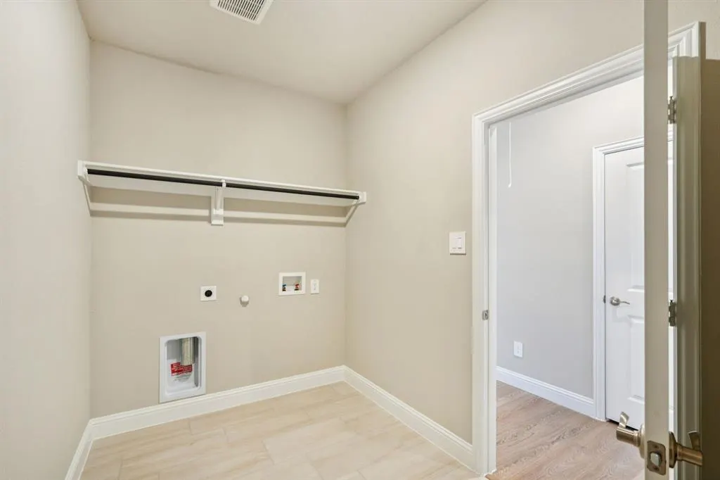 508 Midnight Oak Drive