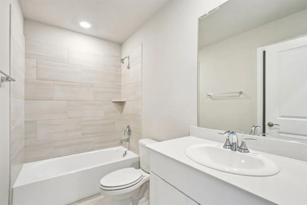 508 Midnight Oak Drive