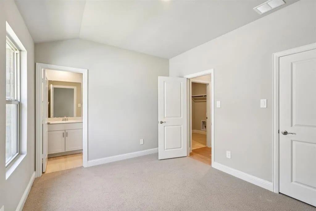 508 Midnight Oak Drive