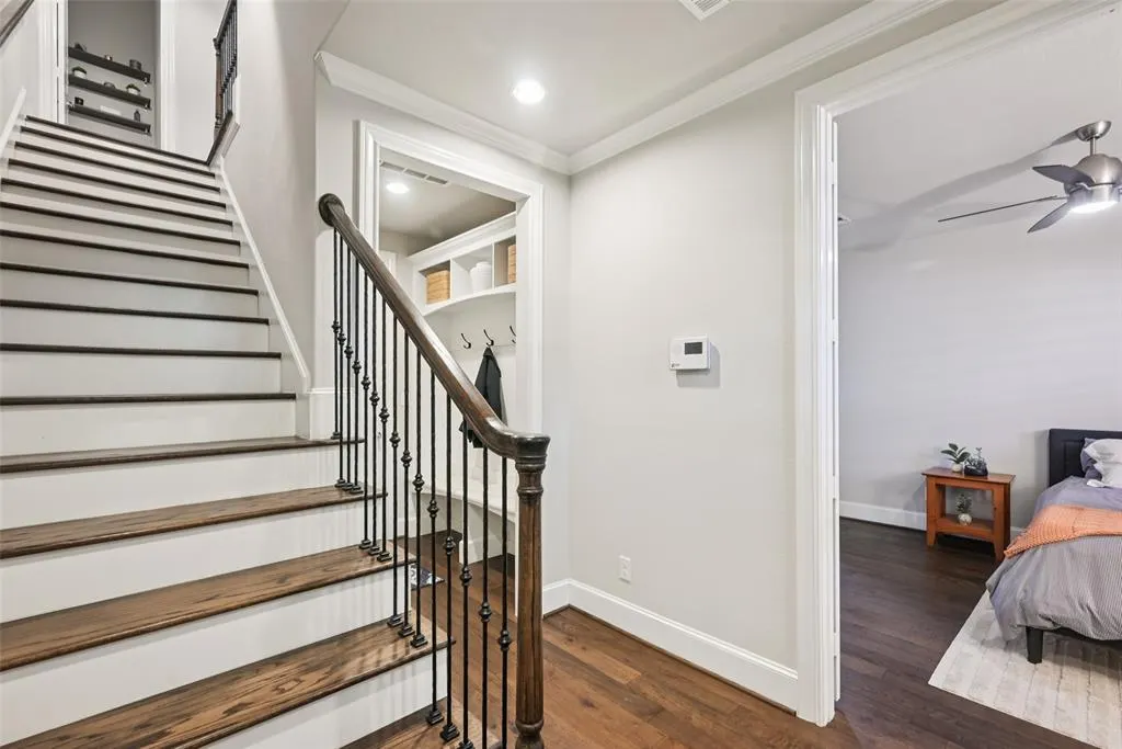2815 Lynlock Court