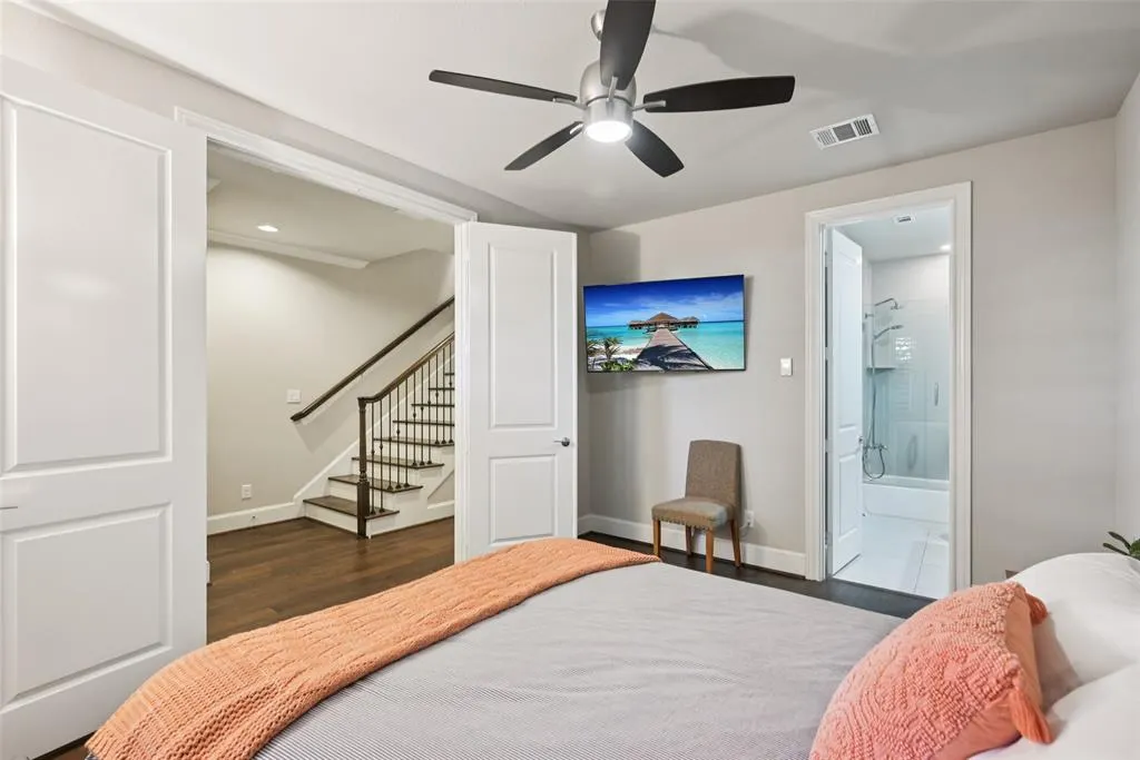 2815 Lynlock Court