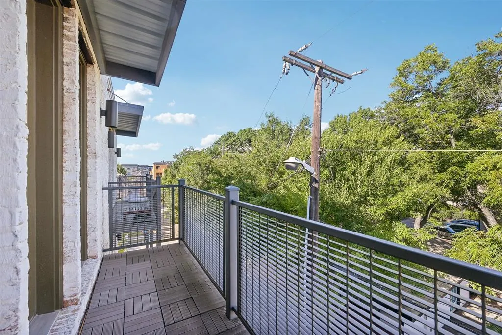 2815 Lynlock Court