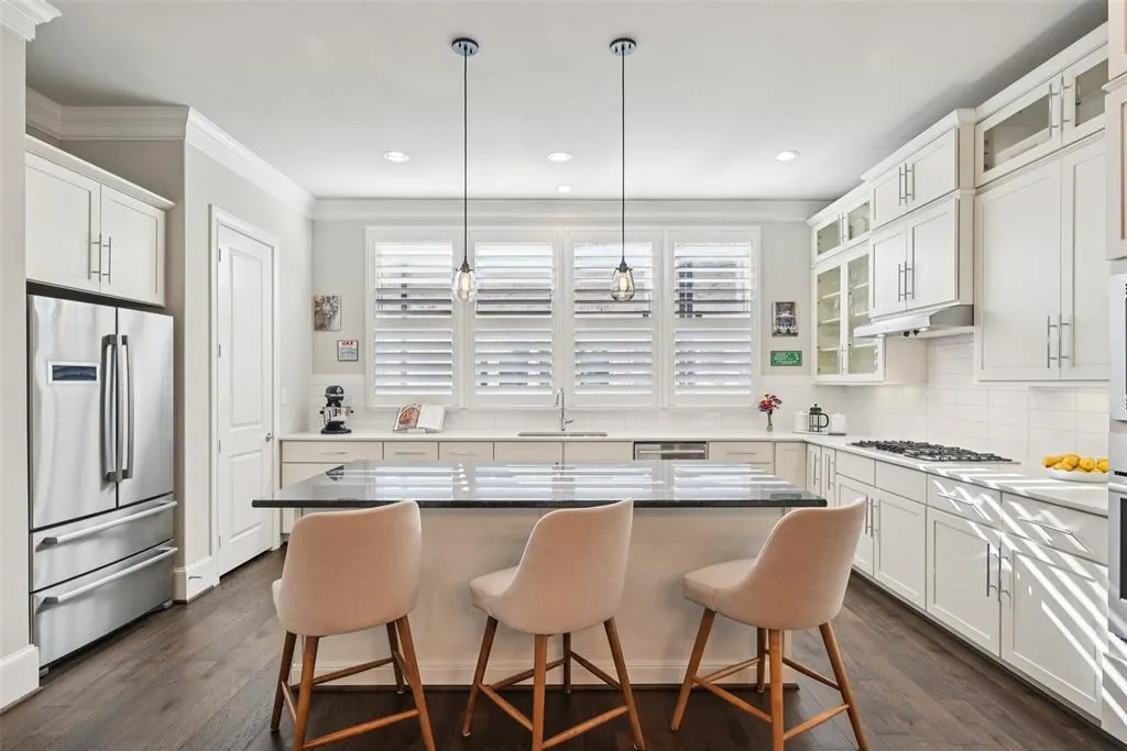 2815 Lynlock Court