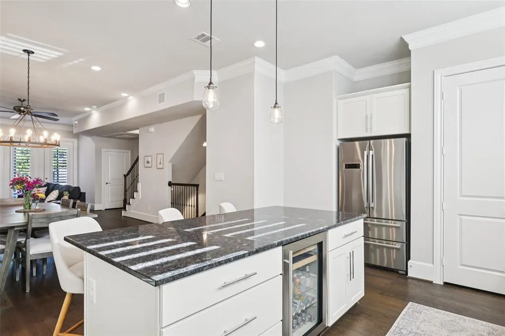 2815 Lynlock Court