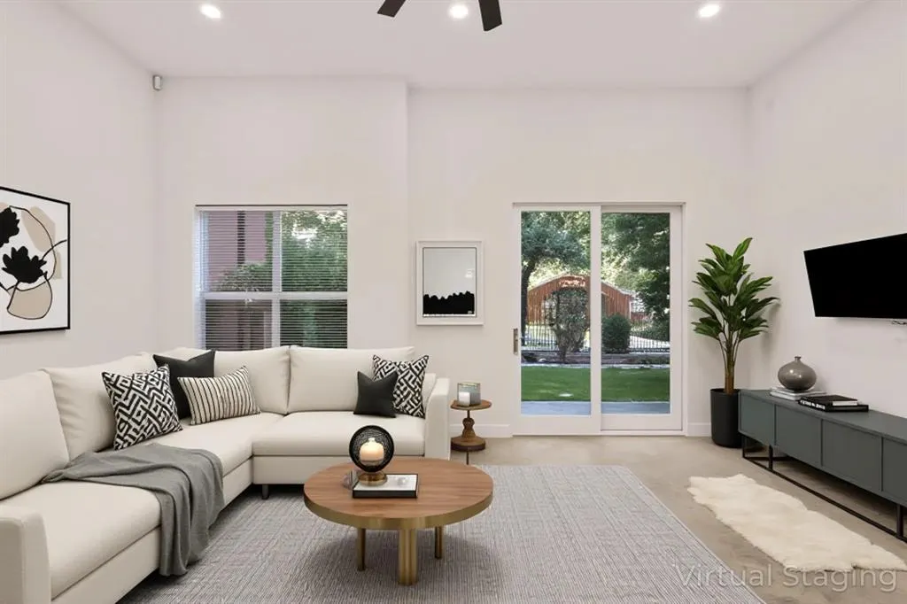2950 Mckinney Avenue, #104