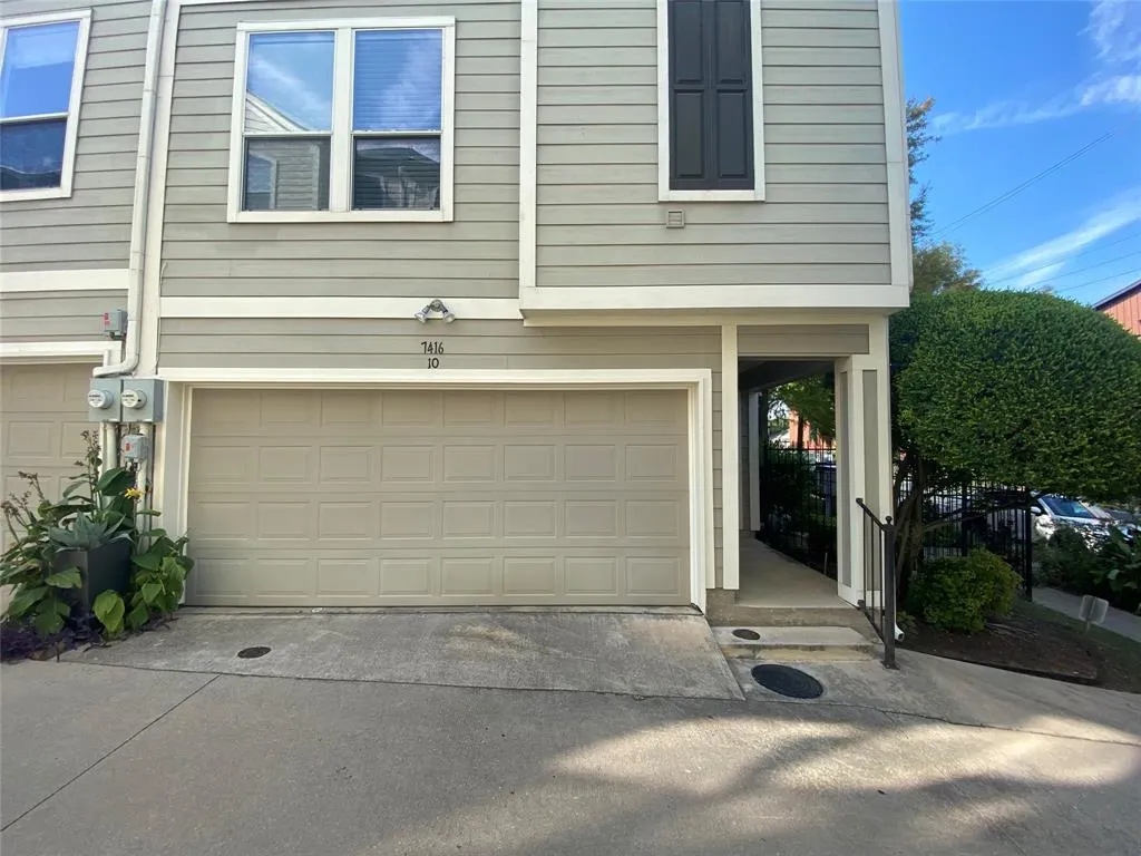 7416 Coronado Avenue, #10