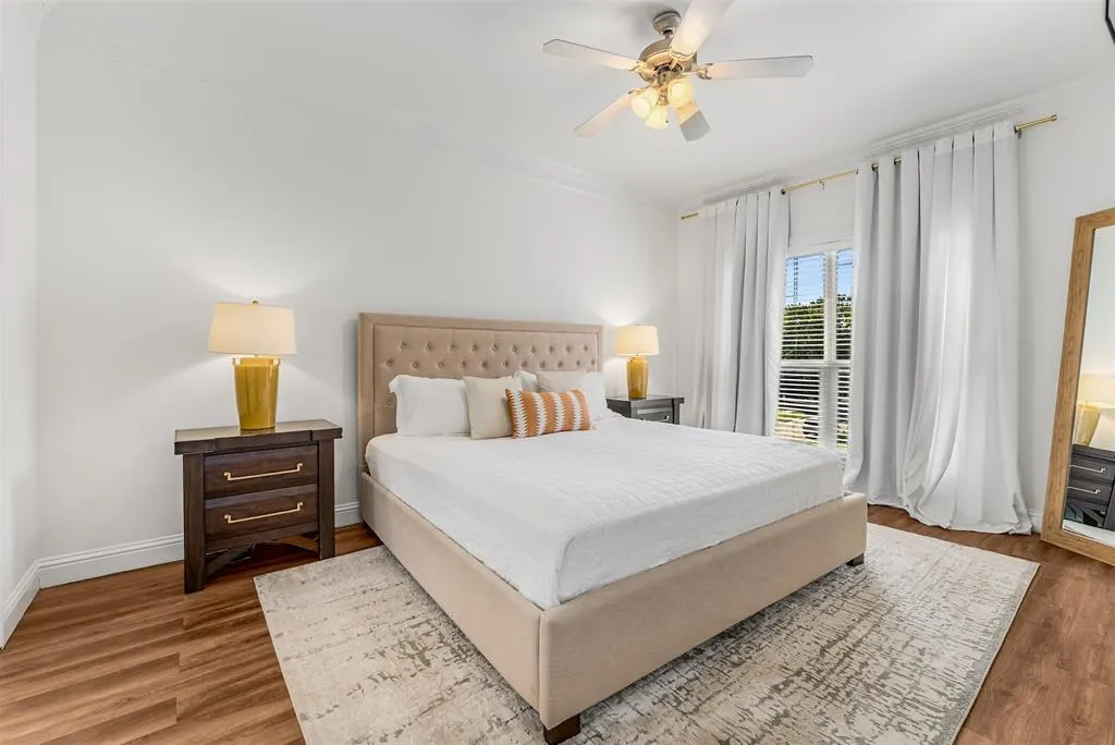 5803 Hudson Street, #2
