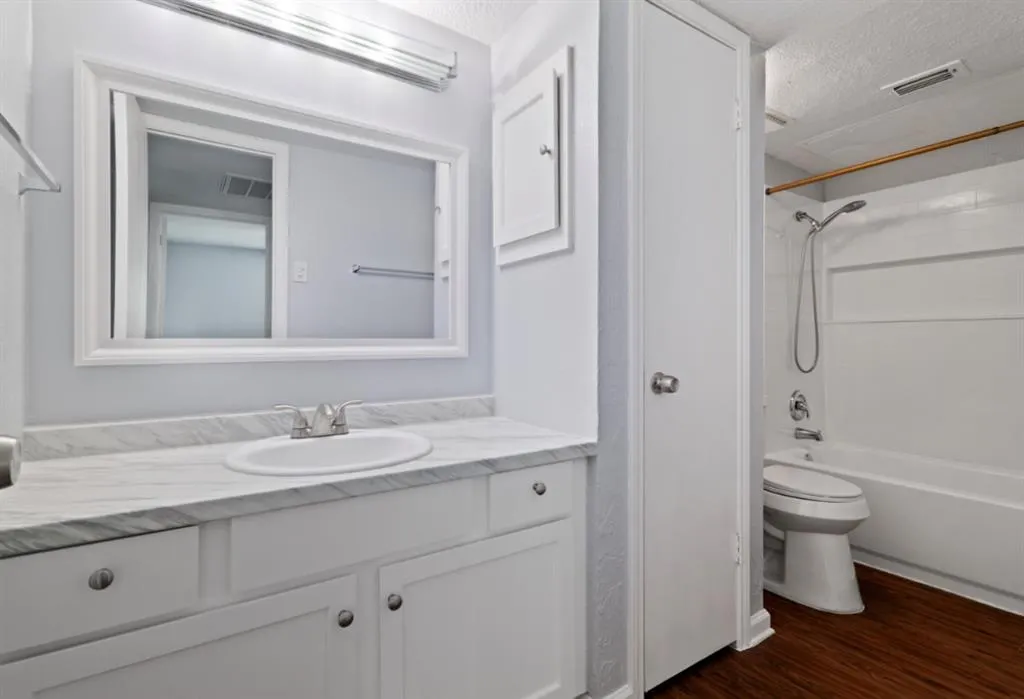 8109 Skillman Street, #2001