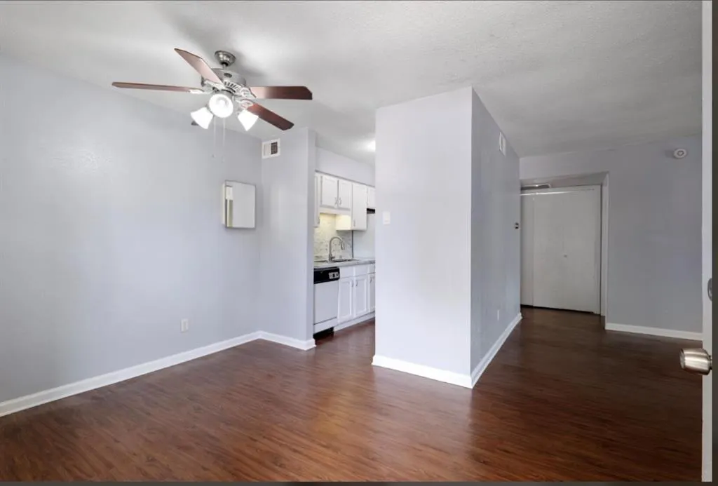 8109 Skillman Street, #2001