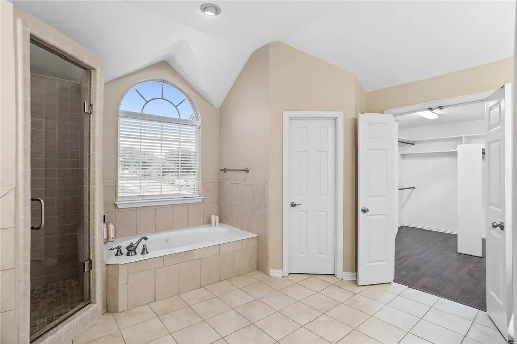 4516 Chesterwood Drive