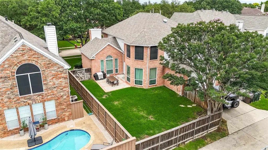 4516 Chesterwood Drive
