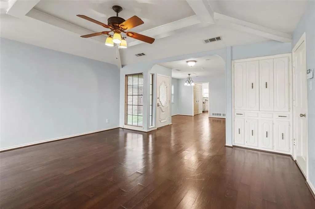 2705 Pinery Lane